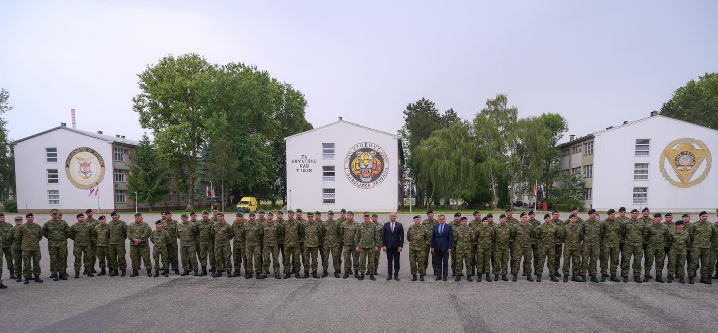 Anušić ispratio 41. vojni kontingent na Kosovo: Naši su vojnici uvijek na dobrom glasu i među najboljima